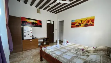 Max (Zanzibar)