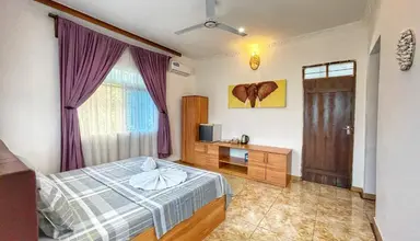 Max (Zanzibar)