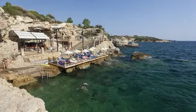 Maya Bistro Beach