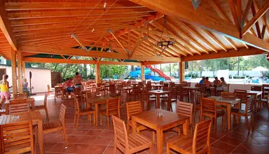 Maya World Golf