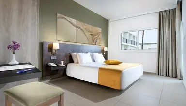 Mayfair Gardens