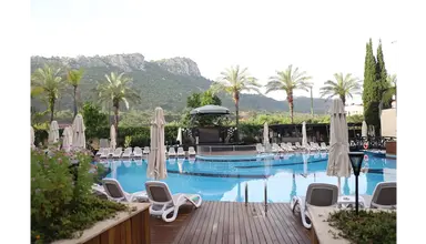 Meder Resort