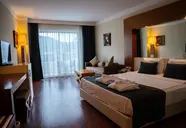 Meder Resort