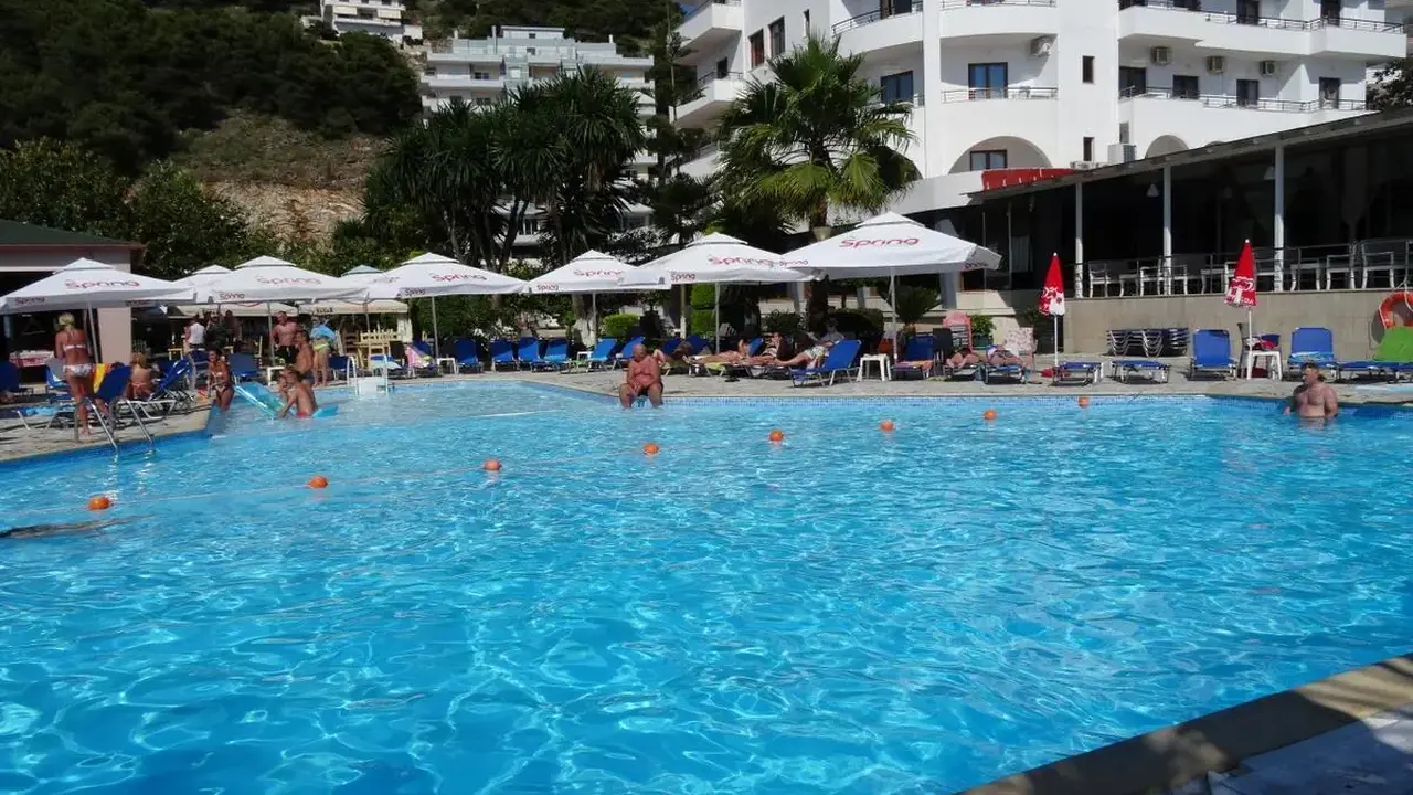 Mediterrane (Saranda)