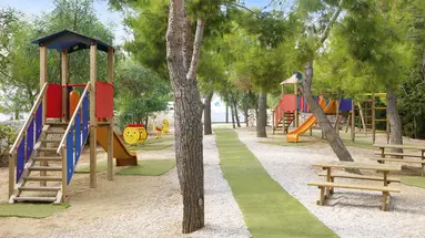 Meditur Village