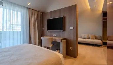 Melas Holiday Village