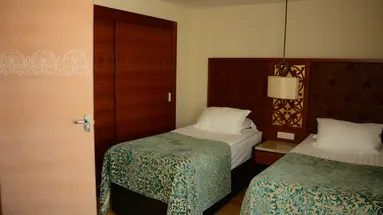 Melas Lara