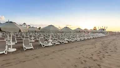 Melas Lara