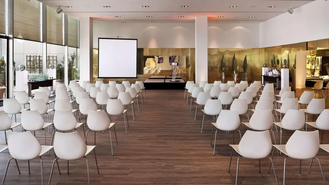 Melia Barcelona Sky