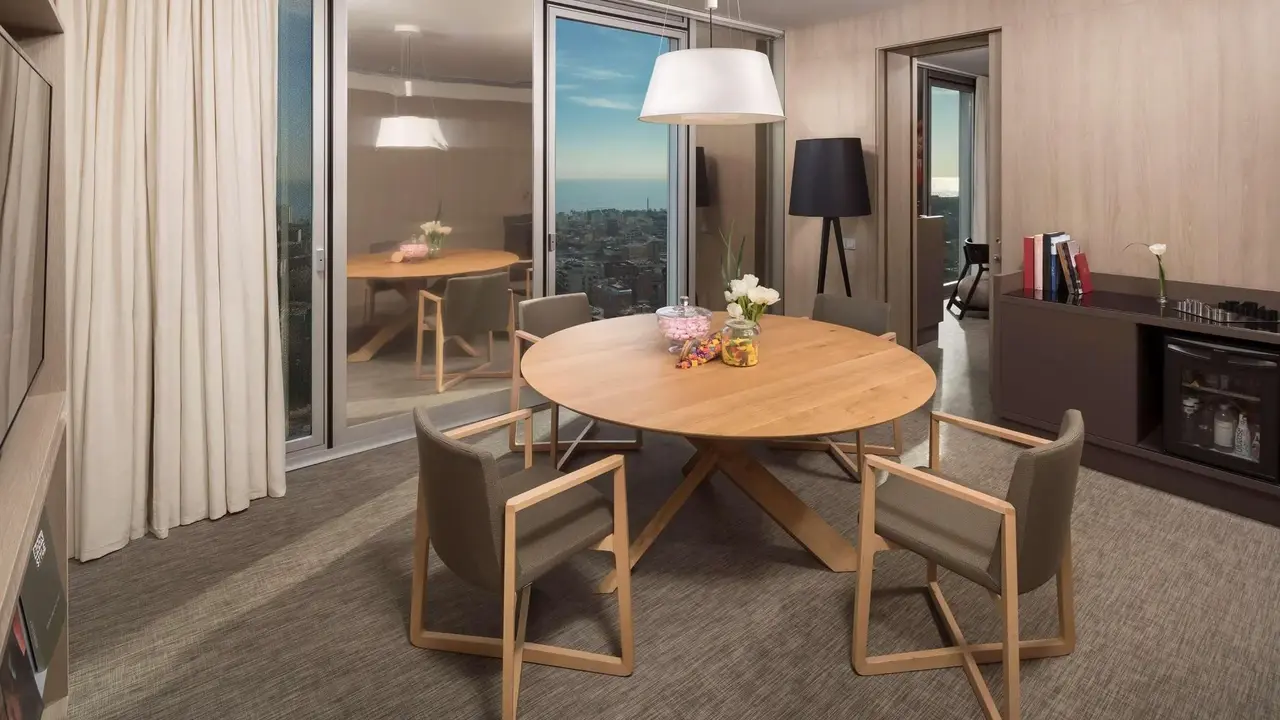 Melia Barcelona Sky