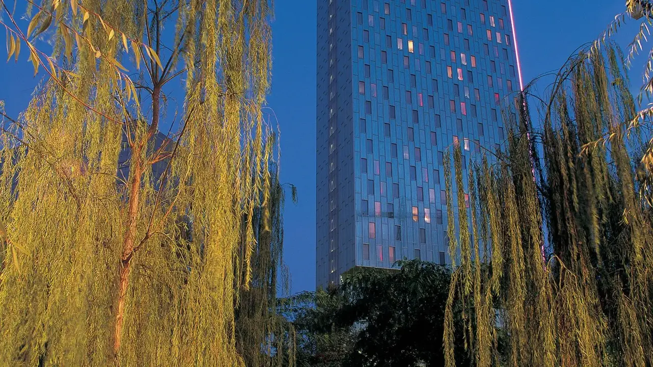 Melia Barcelona Sky