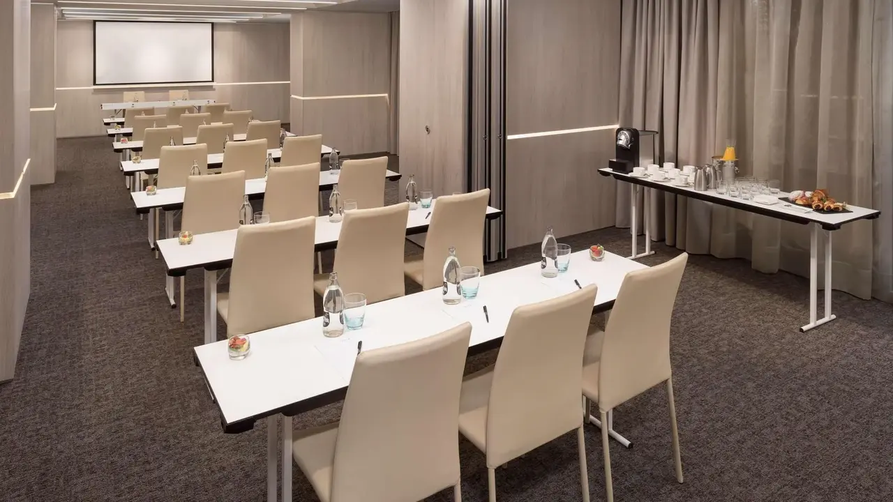 Melia Barcelona Sky