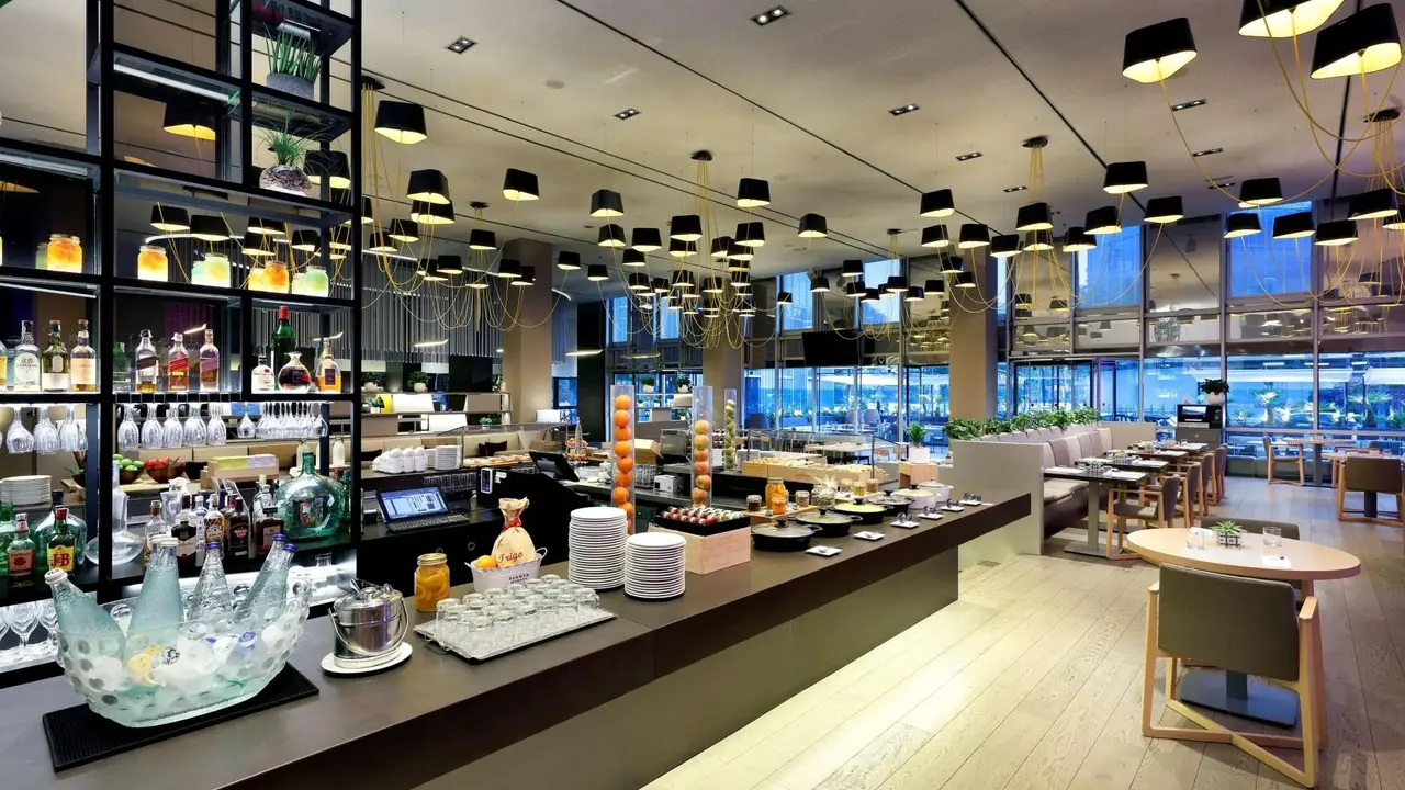 Melia Barcelona Sky
