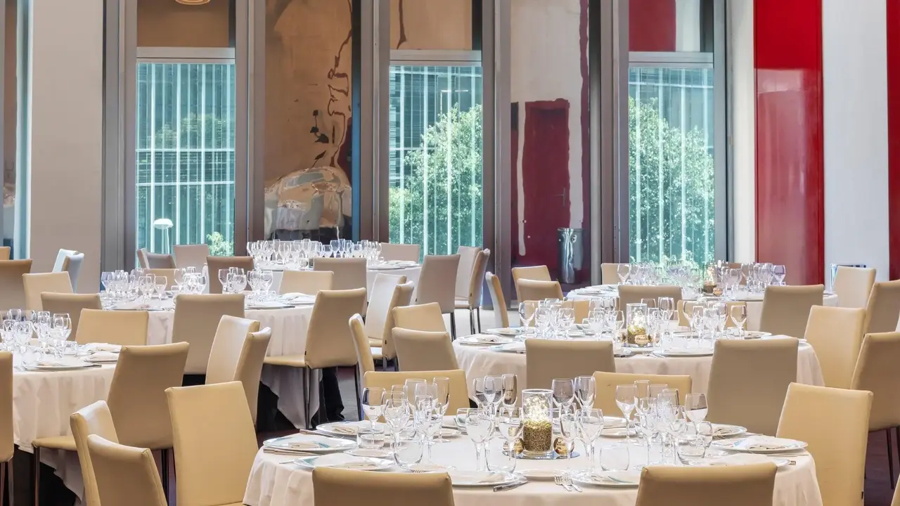 Melia Barcelona Sky