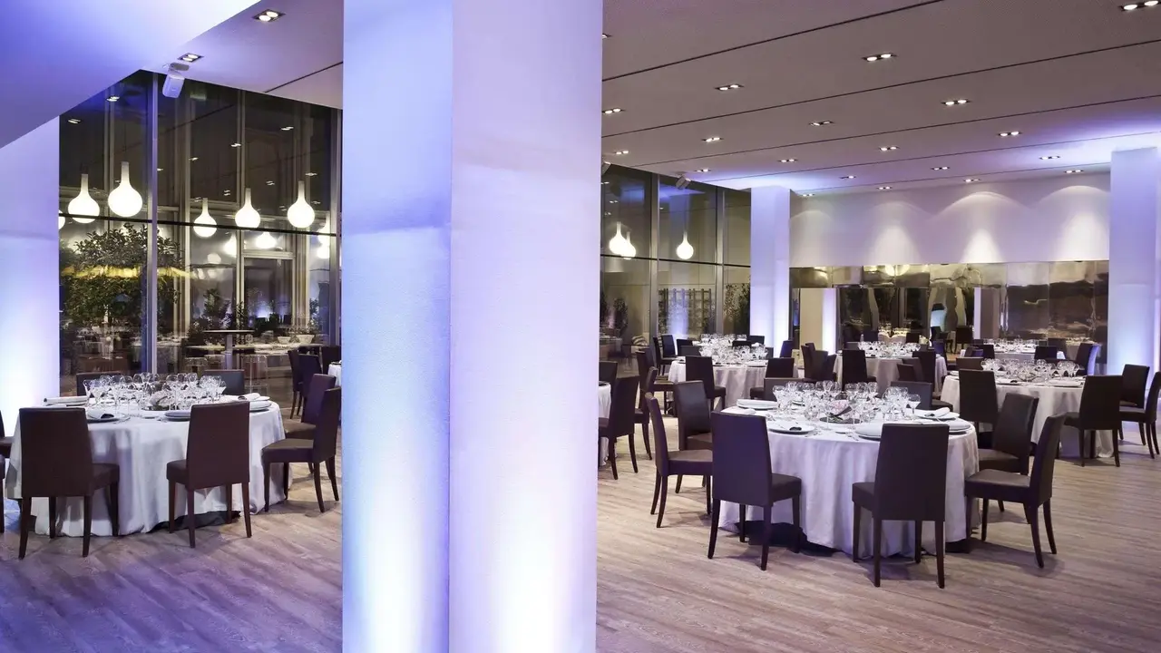 Melia Barcelona Sky