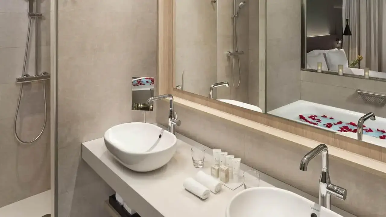 Melia Barcelona Sky