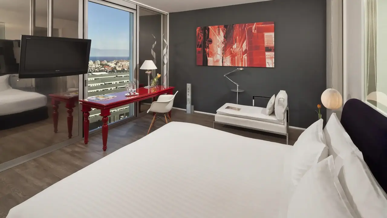 Melia Barcelona Sky