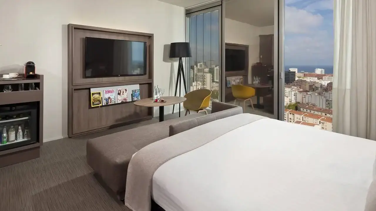 Melia Barcelona Sky