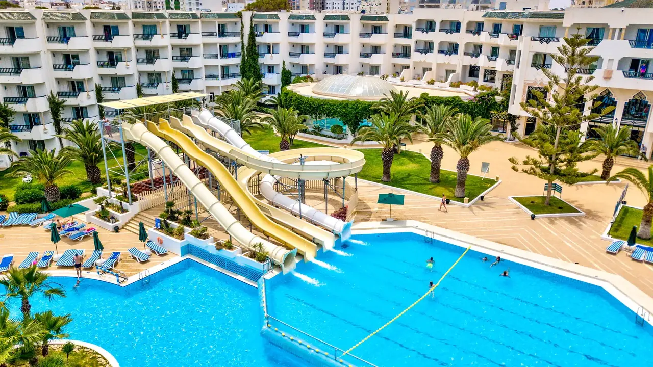 Melia El Mansour