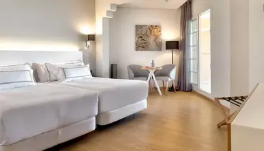 Melia Isla Canela