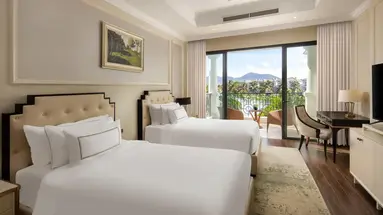 Melia Vinpearl Cam Ranh Beach Resort