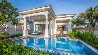 Melia Vinpearl Cam Ranh Beach Resort