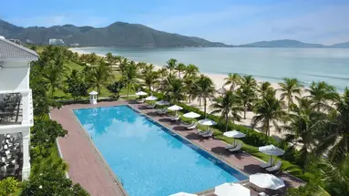 Melia Vinpearl Cam Ranh Beach Resort