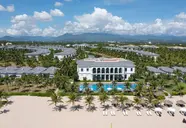 Melia Vinpearl Cam Ranh Beach Resort