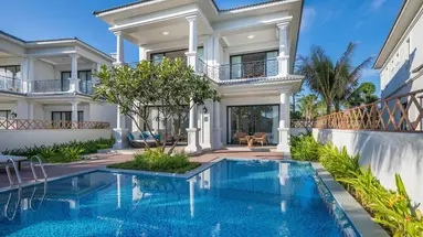 Melia Vinpearl Cam Ranh Beach Resort