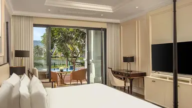 Melia Vinpearl Cam Ranh Beach Resort