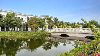 Melia Vinpearl Cam Ranh Beach Resort