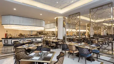 Melia Vinpearl Nha Trang Empire