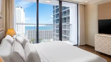 Melia Vinpearl Nha Trang Empire