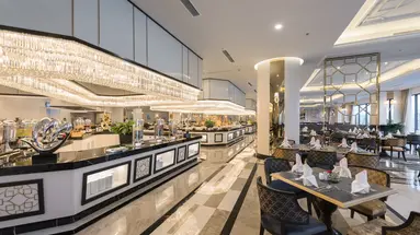 Melia Vinpearl Nha Trang Empire