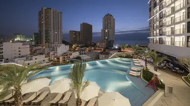 Melia Vinpearl Nha Trang Empire