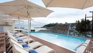 Melina Bay