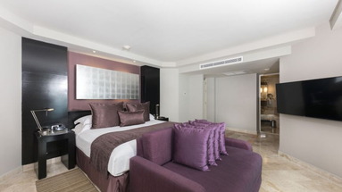Melody Maker Cancun