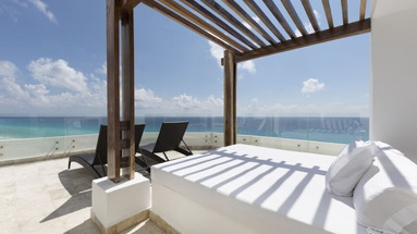 Melody Maker Cancun