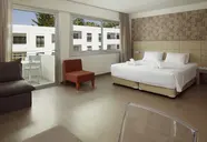 Melpo Antia
