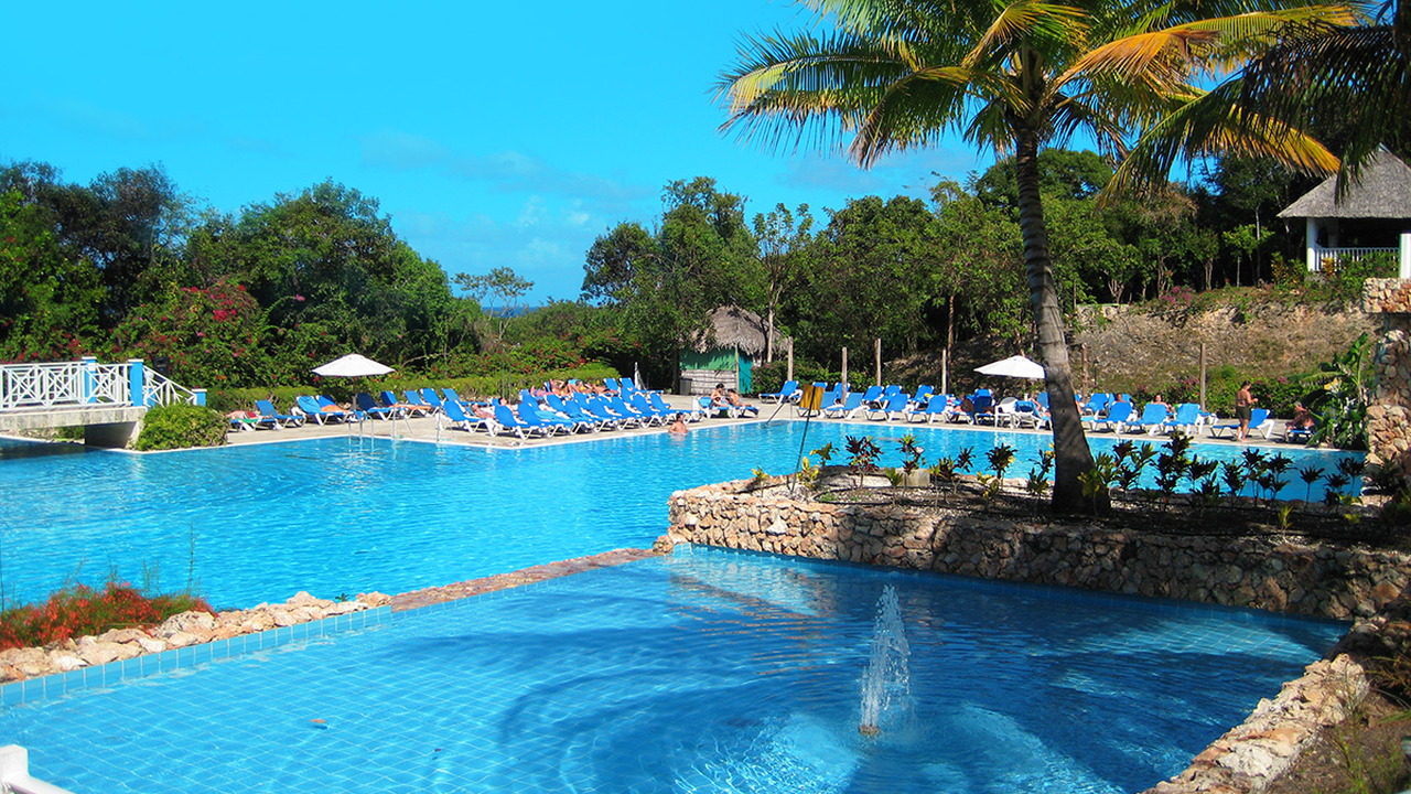 Memories Holguin Beach Resort