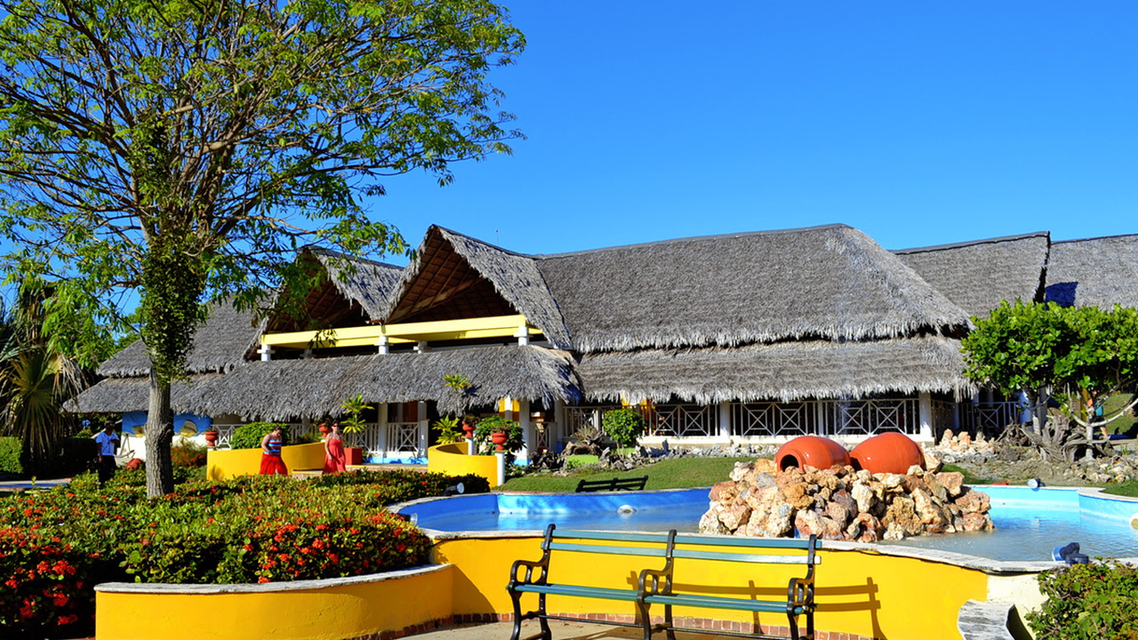Memories Holguin Beach Resort