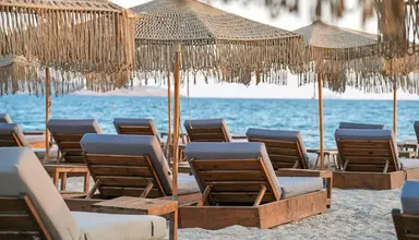 Meni Beach