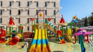 Mera Holiday