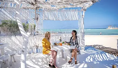 Meraki Beach Resort