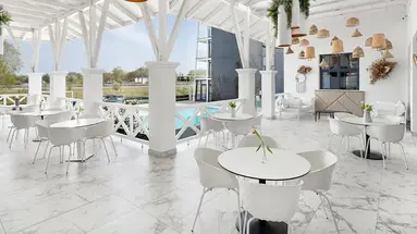 Mercure Center