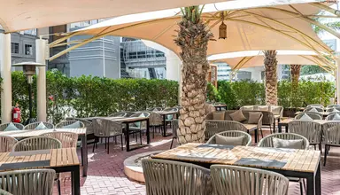 Mercure Hotel & Apartments 