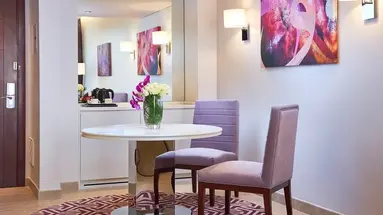 Mercure Hotel & Apartments