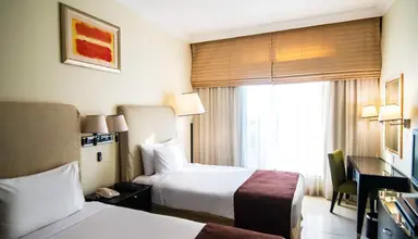 Mercure Hotel & Apartments 