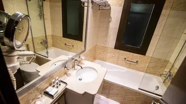 Mercure Hotel & Apartments