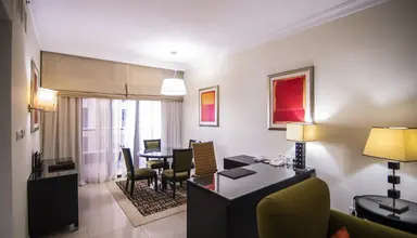 Mercure Hotel & Apartments 
